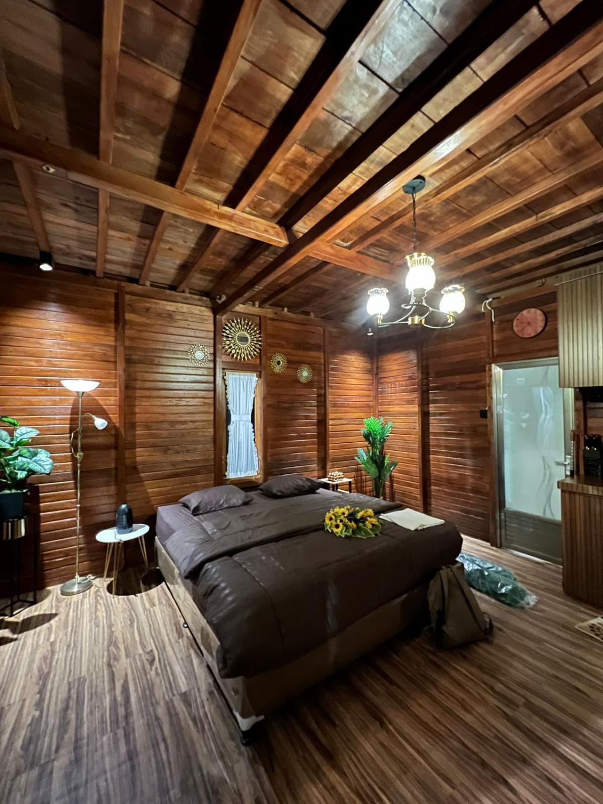 Villa Noerbaya House Bukittinggi Exterior foto