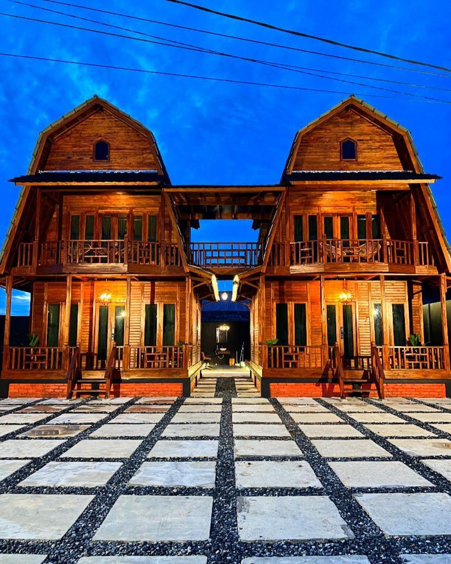 Villa Noerbaya House Bukittinggi Exterior foto